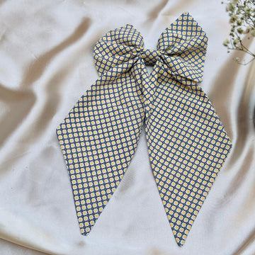 Honeybee Printed Bow Pin